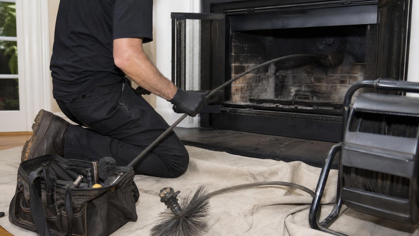 Local chimney sweep & inspection for Bethpage homes